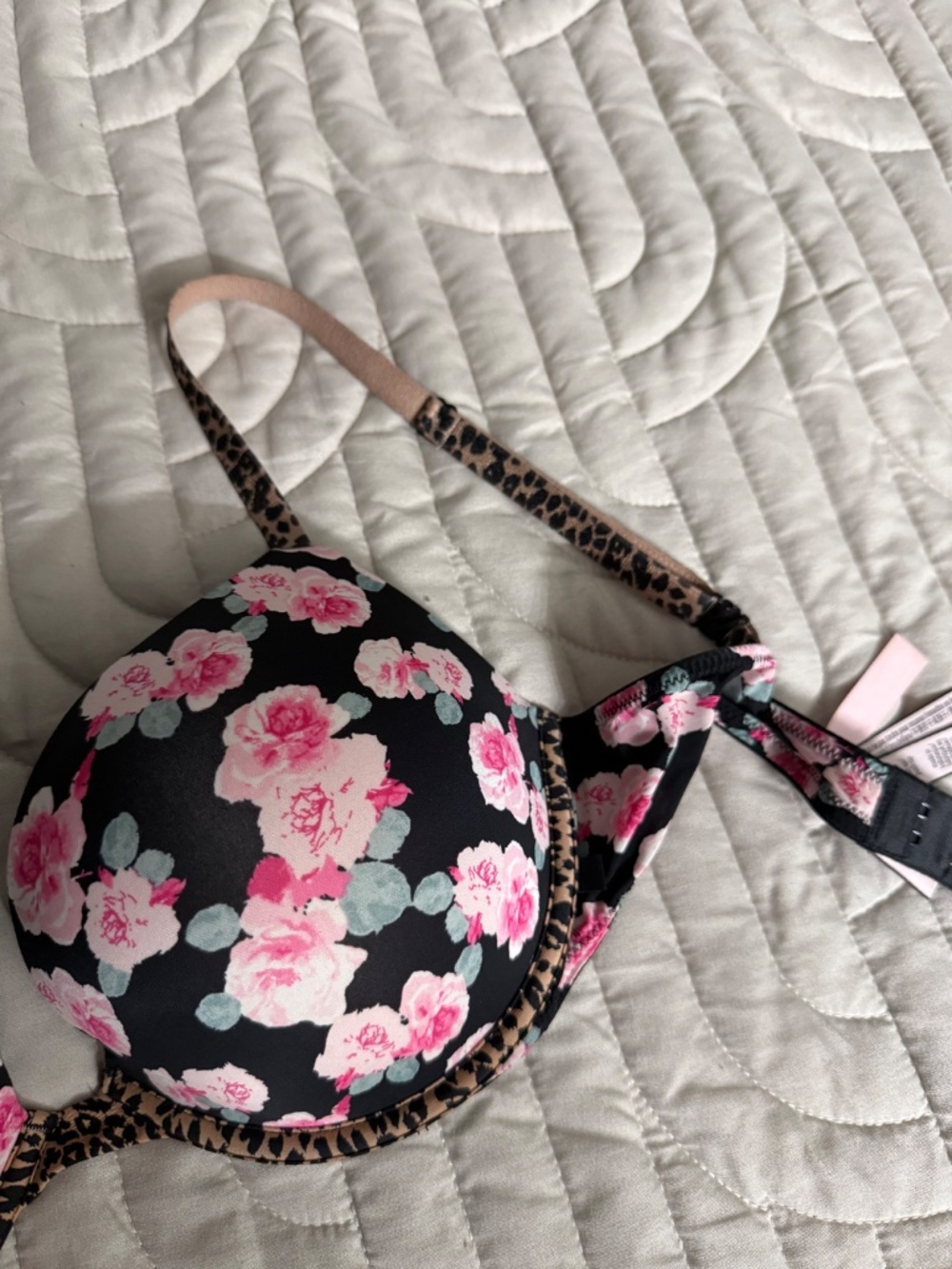 Victoria secret push-up bra - Picture 2 of 4